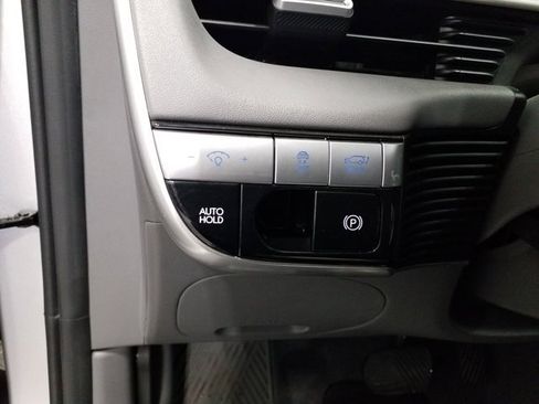 Certified 2024 Hyundai Ioniq 5 SEL image 11