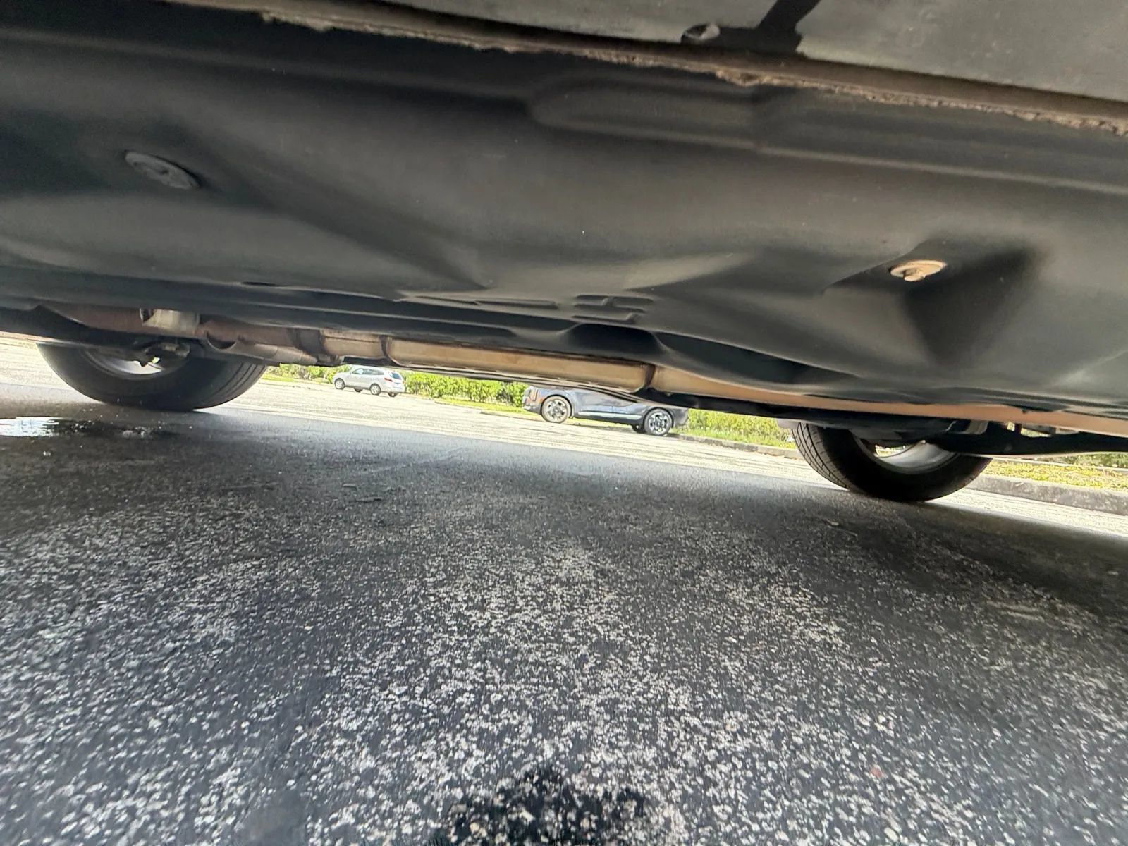 Used 2019 Jeep Cherokee Limited FWD image 24