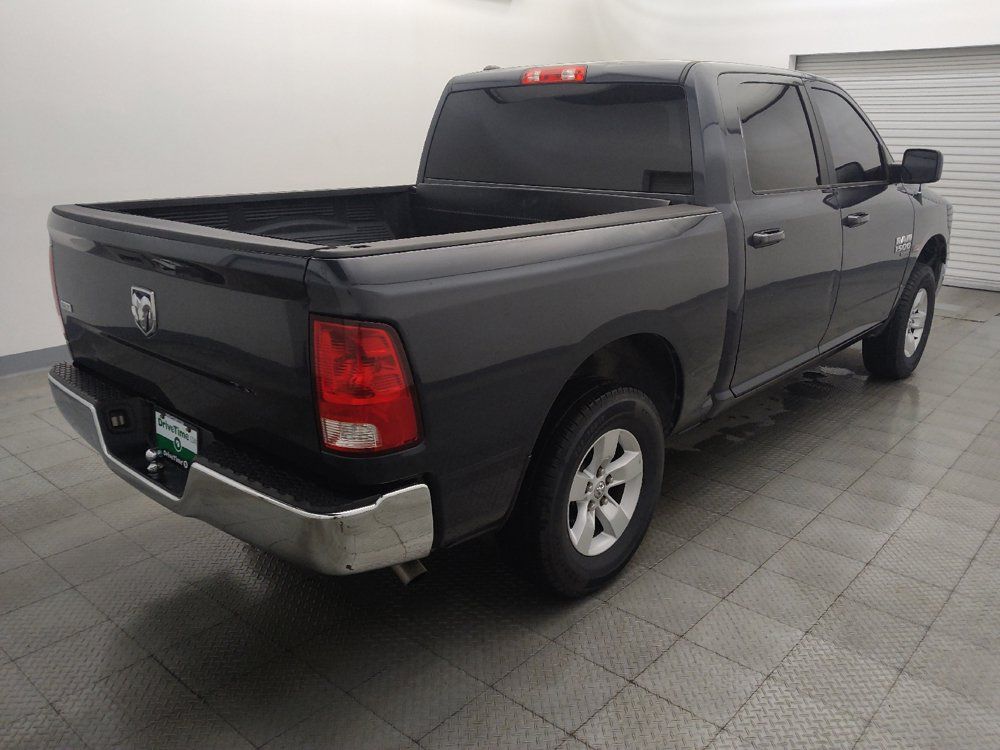 Used 2021 RAM 1500 Classic SLT RWD image 9