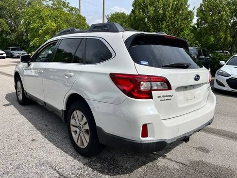 Used 2015 Subaru Outback 2.5i Premium AWD/4WD image 4
