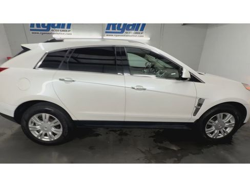 Used 2011 Cadillac SRX Luxury FWD image 9