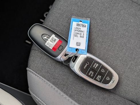 Certified 2024 Hyundai Ioniq 5 SEL RWD image 33
