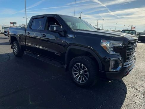 Used 2020 GMC Sierra 1500 AT4 w/ AT4 Premium Package image 2