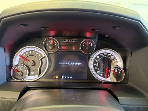 Used 2017 RAM 1500 Sport w/ Sublime Green Sport Package image 8