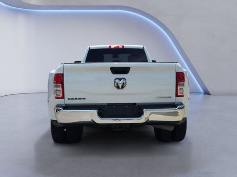 Used 2024 RAM 3500 Big Horn AWD/4WD image 4