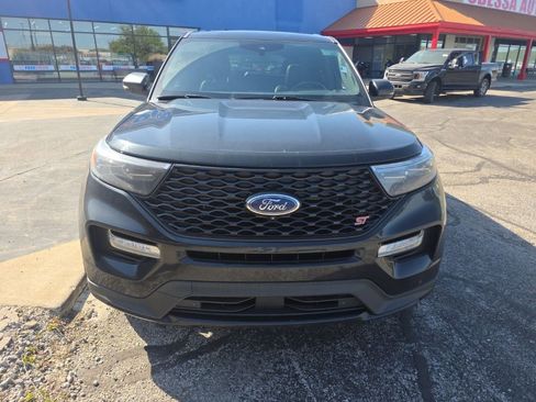 Used 2022 Ford Explorer ST w/ ST Street Pack AWD/4WD image 2