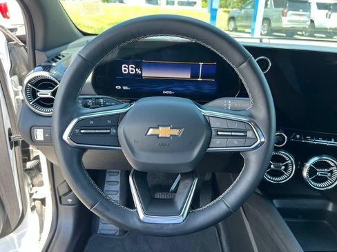 Used 2024 Chevrolet Blazer EV LT AWD/4WD image 31