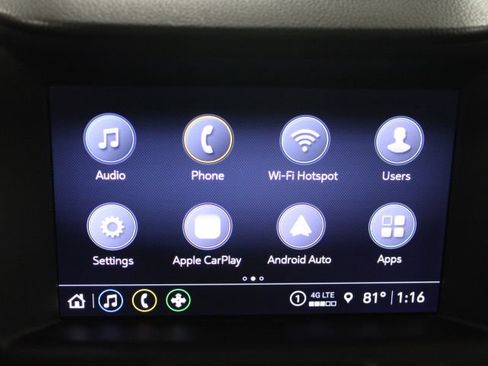Used 2022 GMC Terrain SLT w/ Tech Package AWD/4WD image 4