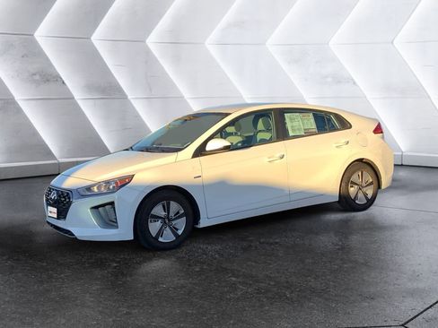 Used 2020 Hyundai Ioniq Blue image 3