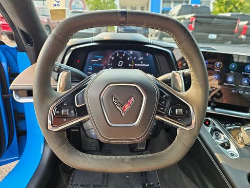 Used 2021 Chevrolet Corvette Stingray Premium Conv w/ Z51 Performance Package RWD image 11