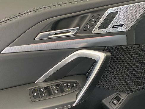 Used 2025 BMW X1 xDrive28i w/ Premium Package image 23