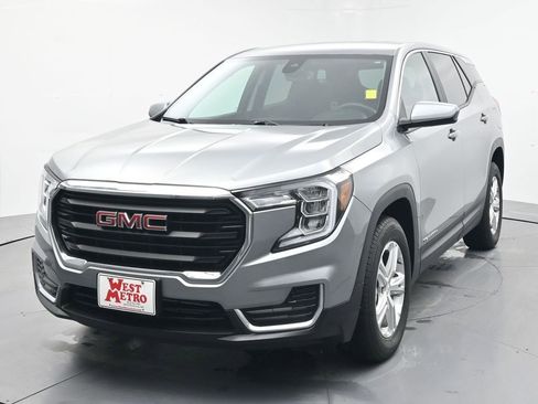 Certified 2024 GMC Terrain SLE image 2