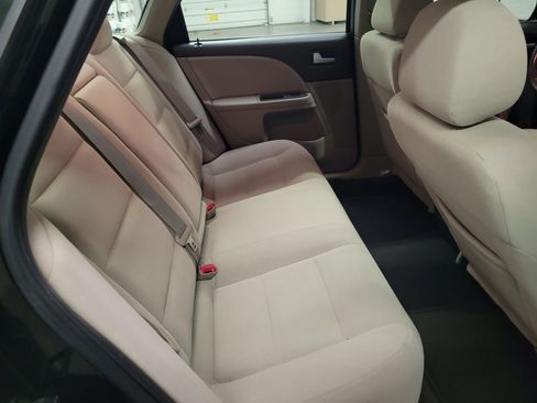 Used 2008 Ford Taurus SEL image 19