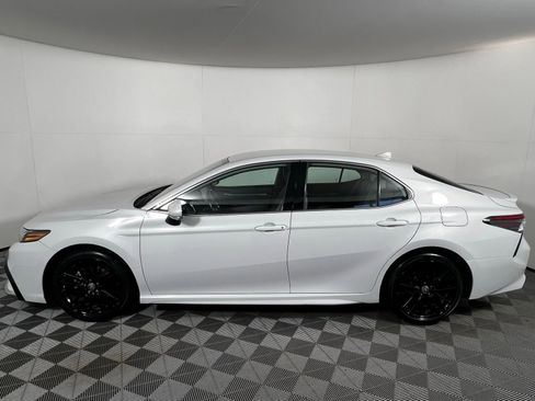 Used 2024 Toyota Camry XSE image 7