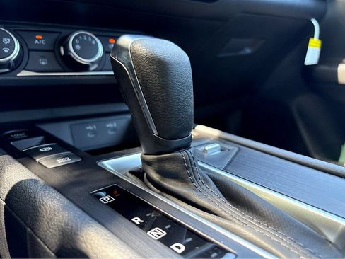 New 2026 Nissan Kicks S FWD image 19