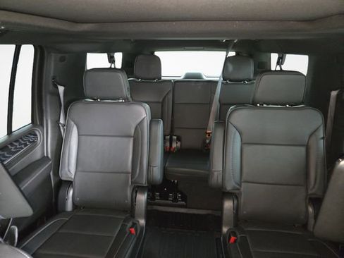 Used 2023 GMC Yukon XL Denali w/ Max Trailering Package AWD/4WD image 31
