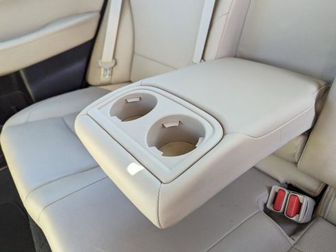 Used 2017 Subaru Legacy 2.5i Limited image 40