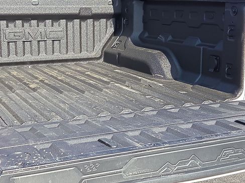 New 2026 GMC Canyon AT4 w/ Nightfall Edition image 9