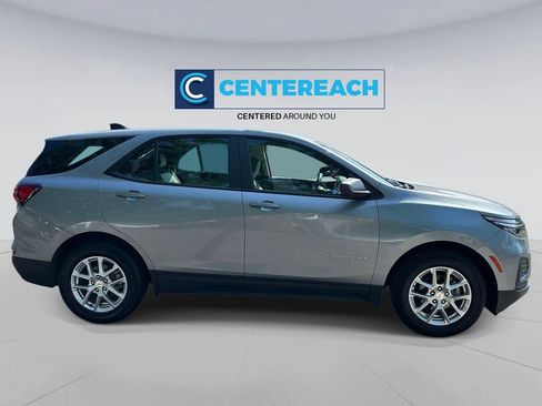 Used 2023 Chevrolet Equinox LS FWD image 5
