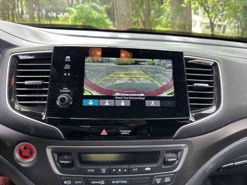 Used 2023 Honda Passport TrailSport image 30