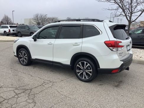 Used 2022 Subaru Forester Limited image 7