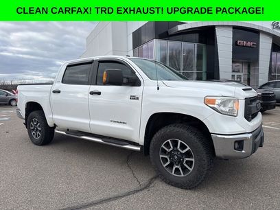 Used 2015 Toyota Tundra SR5 w/ SR5 Upgrade Package