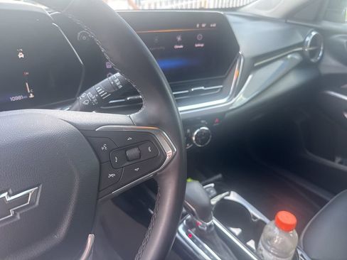 Used 2025 Chevrolet Trax ACTIV w/ Driver Confidence Package image 18