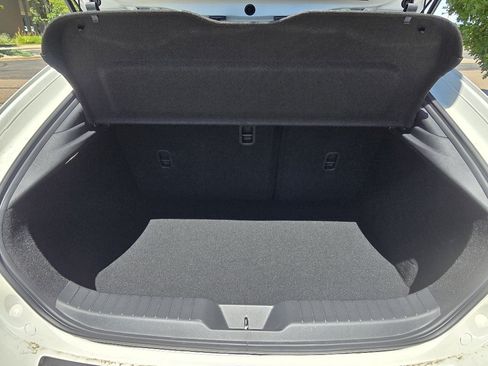 New 2026 MAZDA MAZDA3 2.5 S Hatchback w/ Premium Pkg FWD image 28