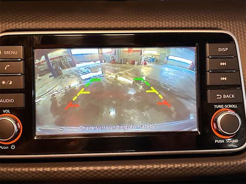 Used 2022 Nissan Kicks S image 13