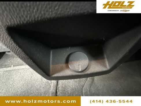 Certified 2017 Chevrolet Equinox Premier w/ Enhanced Convenience Package image 22