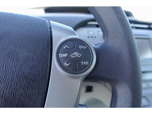Used 2015 Toyota Prius Two FWD image 15