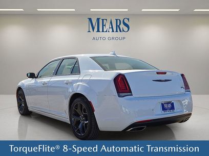 Used 2023 Chrysler 300 S