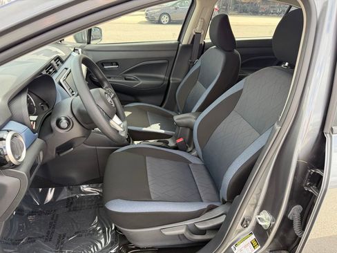 Used 2025 Nissan Versa SV w/ Trunk Package image 11