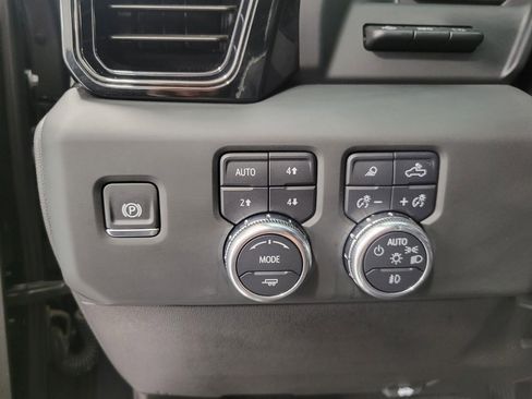 Used 2024 GMC Sierra 2500 AT4X w/ AT4X AEV Edition AWD/4WD image 11