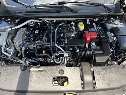 Used 2024 Nissan Sentra SV FWD image 34