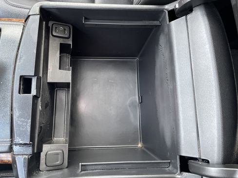 Used 2020 Chevrolet Tahoe Premier image 40