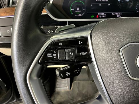 Used 2019 Audi e-tron Prestige AWD/4WD image 10