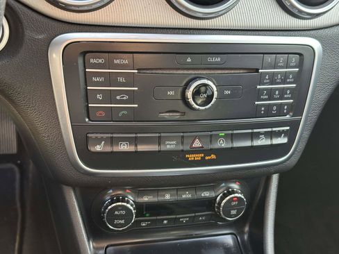 Used 2017 Mercedes-Benz GLA 250 4MATIC image 25