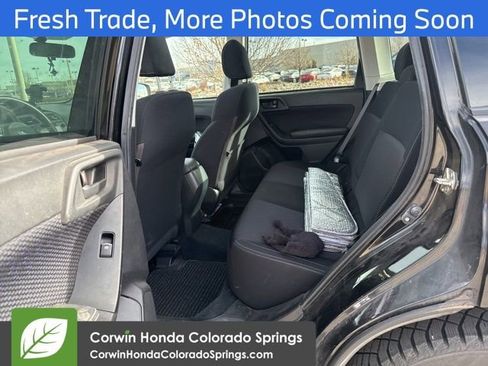 Used 2018 Subaru Forester 2.5i Premium w/ All-Weather Package image 10