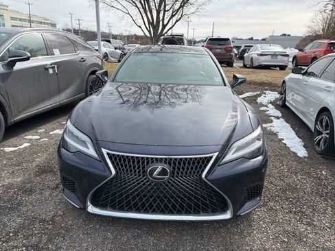 Used 2023 Lexus LS 500 AWD w/ Luxury Package image 2