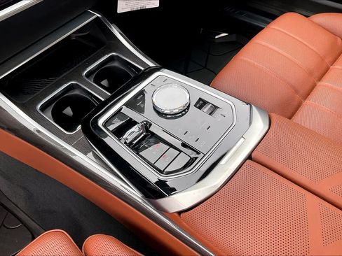 New 2026 BMW 760i xDrive w/ Autobahn Package AWD/4WD image 8