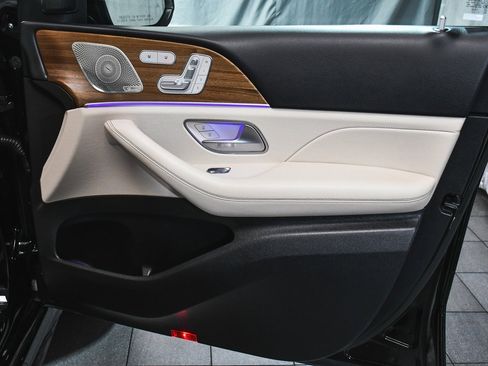 Used 2024 Mercedes-Benz GLE 350 4MATIC image 16