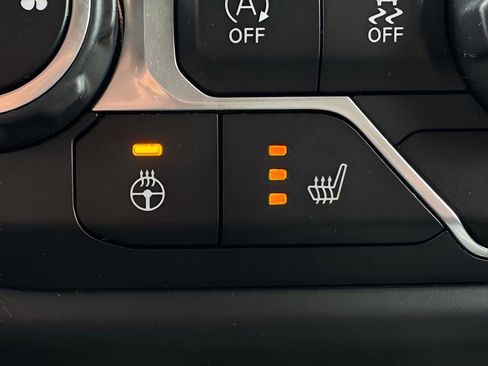 Used 2018 Jeep Wrangler Unlimited Sport S AWD/4WD image 29