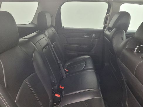 Used 2014 GMC Acadia SLT image 19