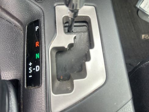 Used 2018 Toyota RAV4 XLE image 12