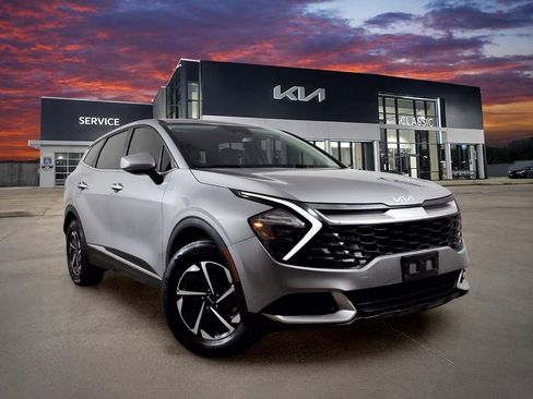 Certified 2023 Kia Sportage LX AWD/4WD image 1