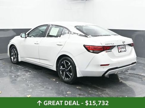 Used 2024 Nissan Sentra SV w/ Trunk Package image 9