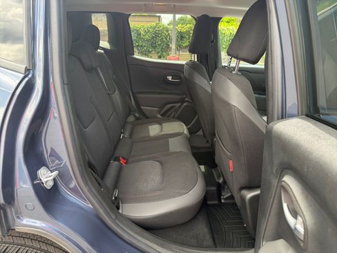 Used 2020 Jeep Renegade Trailhawk w/ UConnect 8.4 Nav Group AWD/4WD image 16