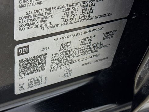 Used 2025 Chevrolet Silverado 1500 LT image 30