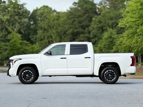 Used 2024 Toyota Tundra SR AWD/4WD image 9
